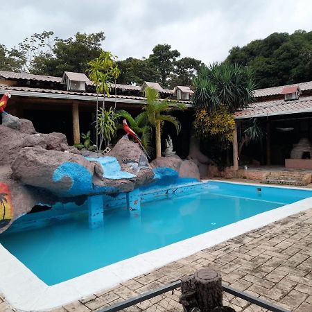 Hotel Casa Vieja La Ceiba Luaran gambar