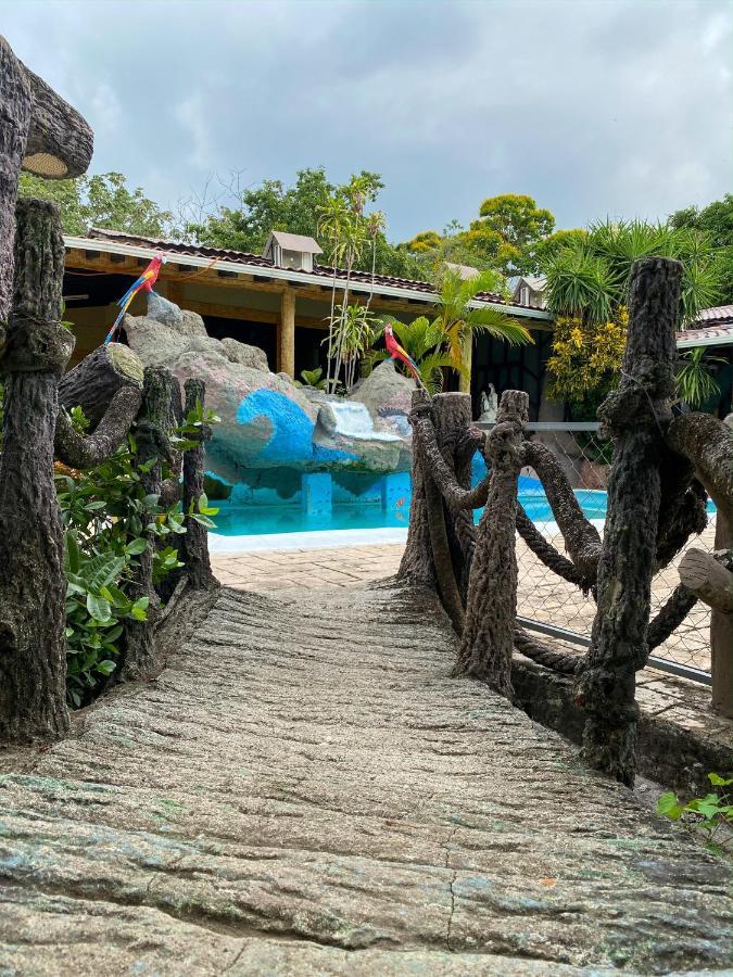 Hotel Casa Vieja La Ceiba Luaran gambar
